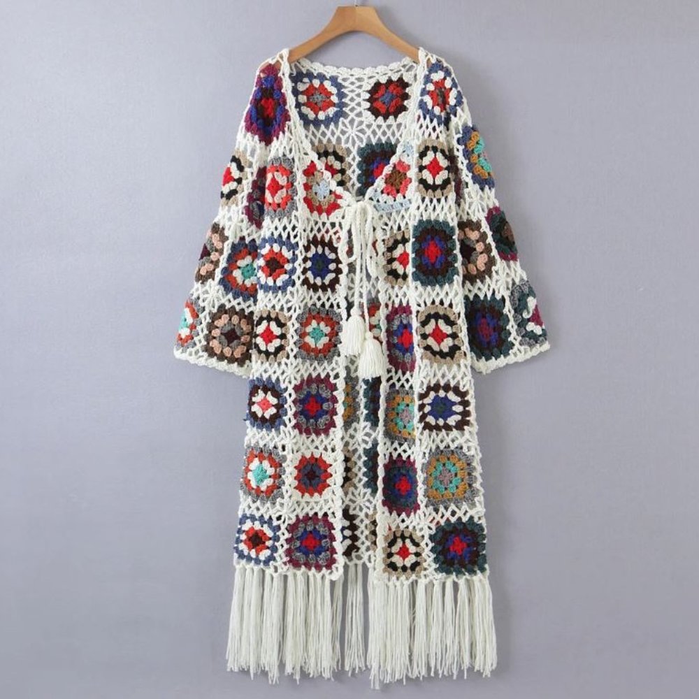 Bohemia Flower Granny Square Hand Crochet Hem Tassel Fringe Sweater, White